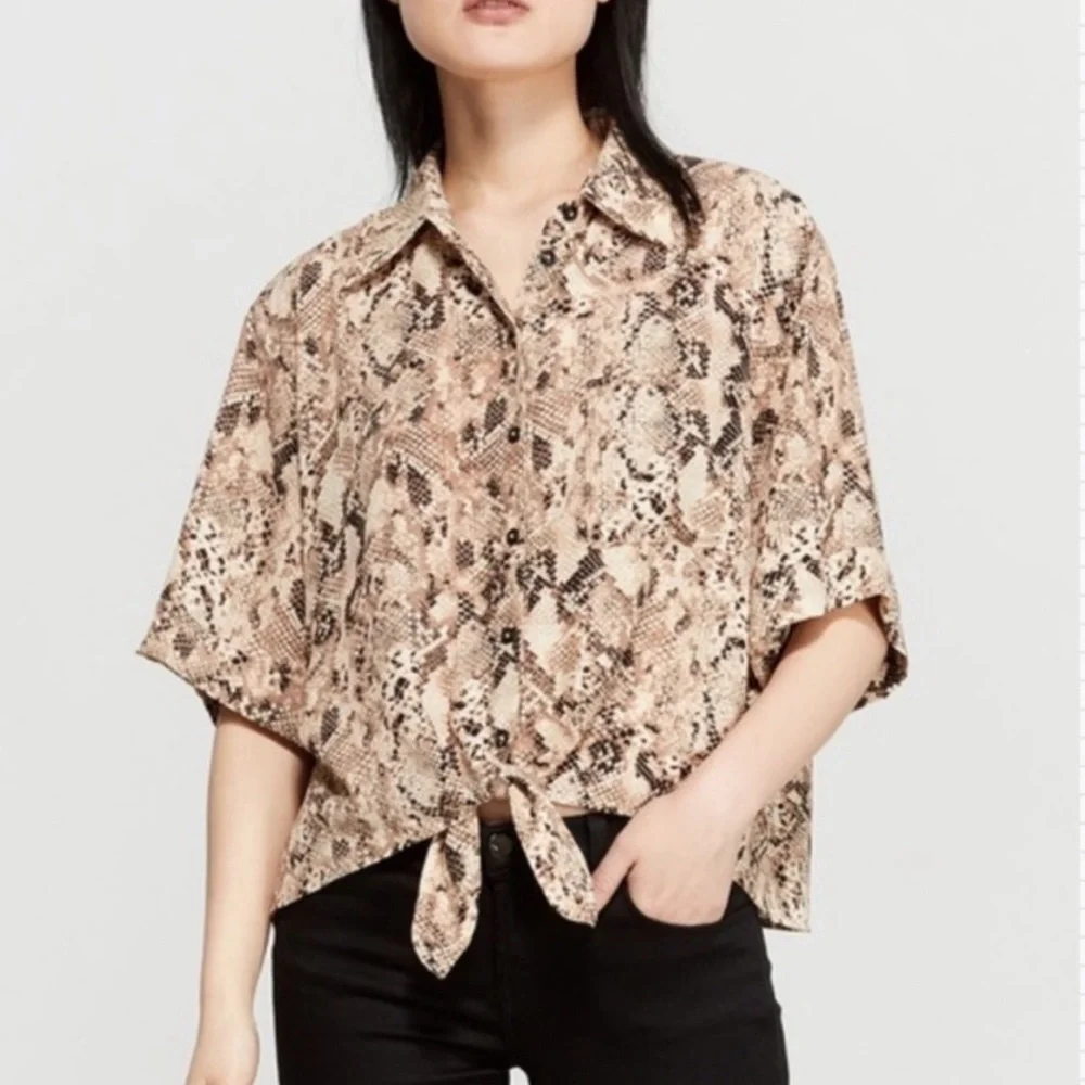 Sanctuary Snakeskin Boxy Front Tie Button Down Blouse Brown Medium